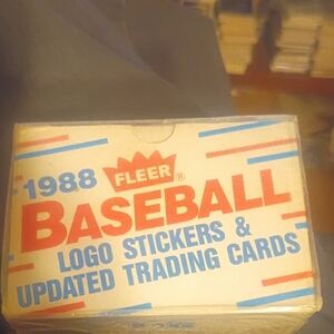 Fleer 1988 Baseball Card Updated Factory Sealed Set Brand New Shirked Wrapped